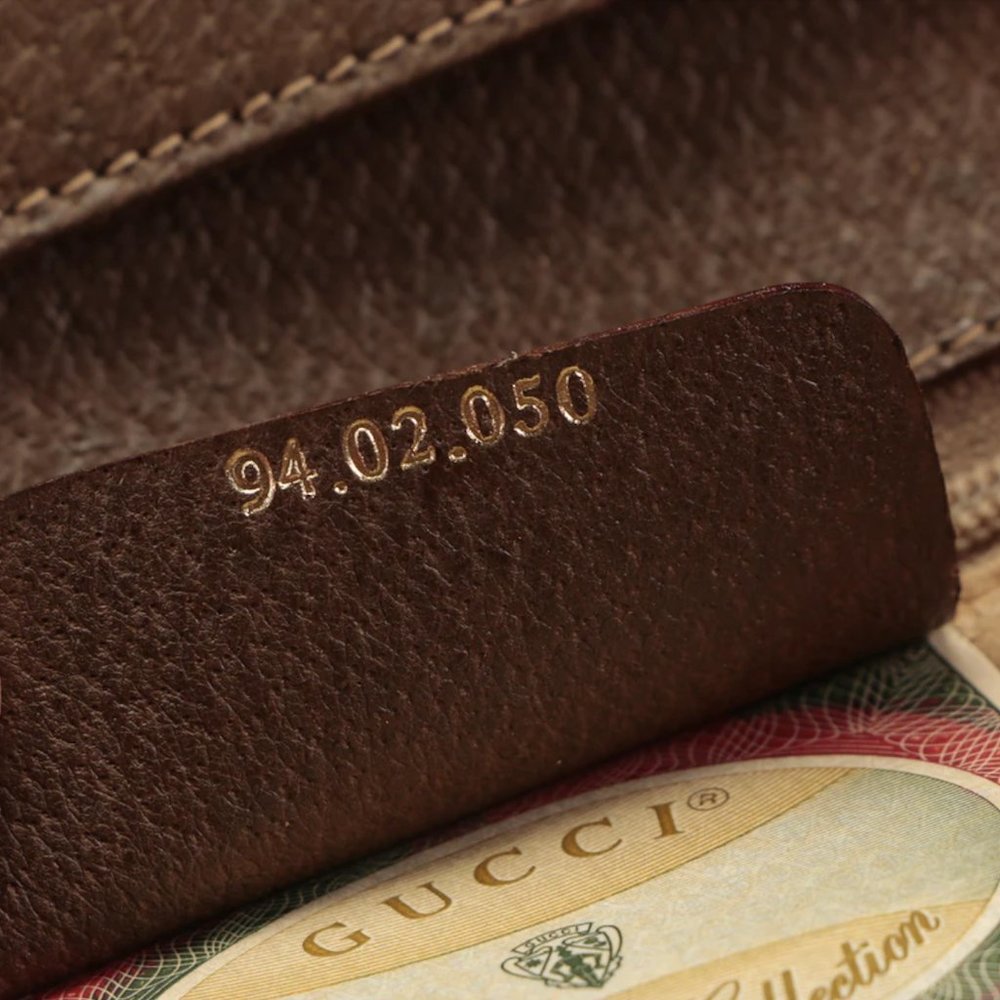 RARE Gucci Accessory Collection GG Supreme Monogram Flap Shoulder Bag - Picture 8 of 9